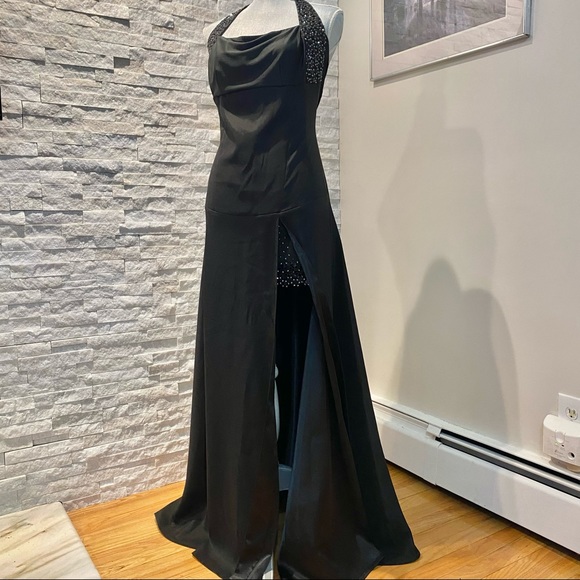 Custom Designed Swarovski Gown Dress - Picture 7 of 16